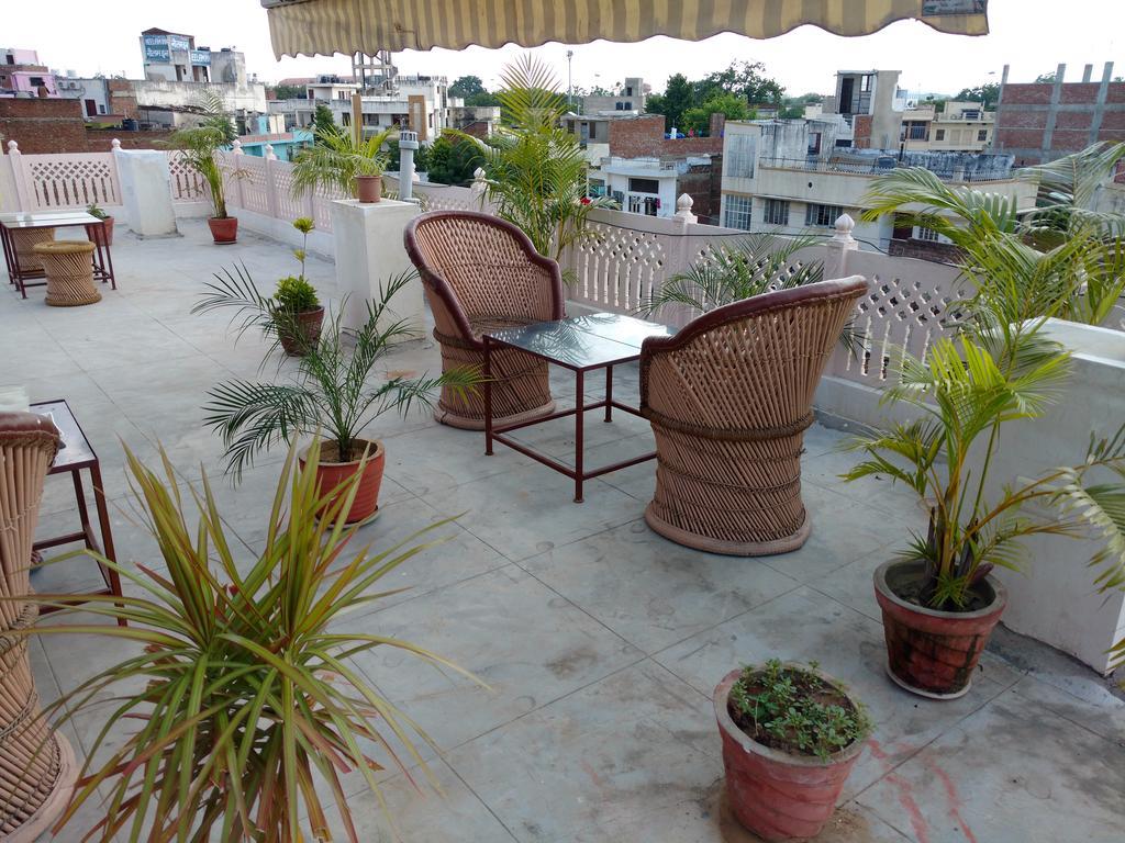 ג'איפור Madhav Guest House מראה חיצוני תמונה
